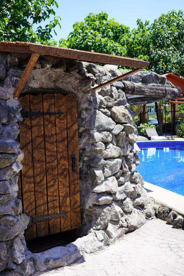 Ponto Hotel Kobuleti Exterior photo
