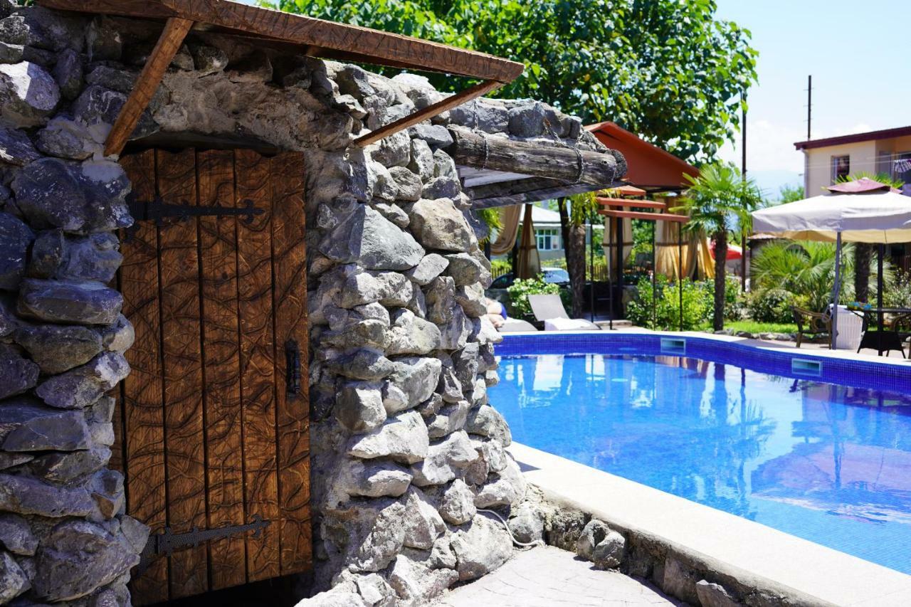 Ponto Hotel Kobuleti Exterior photo